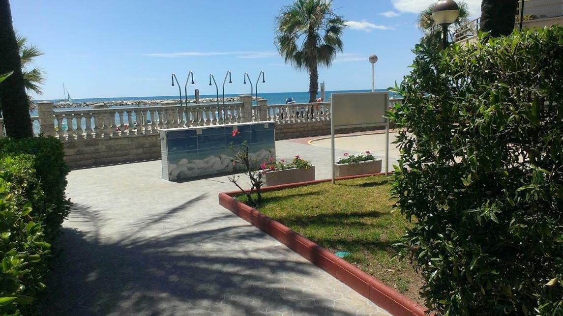 Apartamentos Marina Sol De Espana Cambrils Exteriér fotografie